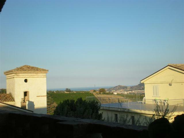 Agriturismo Torre Mannella - La Loggia Citta Sant'Angelo Bagian luar foto
